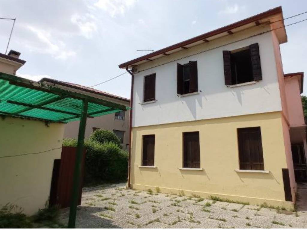 Casa indipendente a Padova in Via Pioveghetto - Foto 5