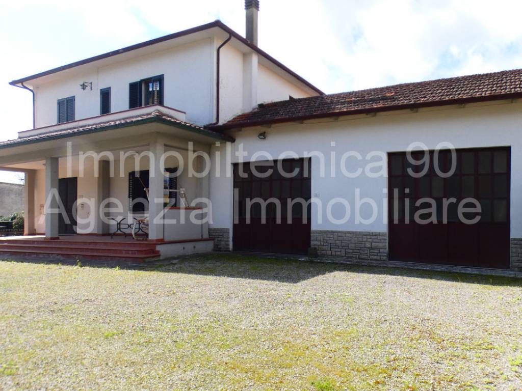 Casa indipendente a Castiglion fiorentino in montecchio - Foto 3