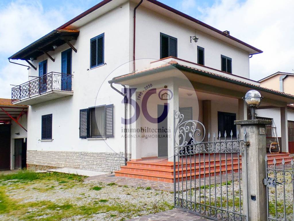 Casa indipendente a Castiglion fiorentino in montecchio - Foto 4
