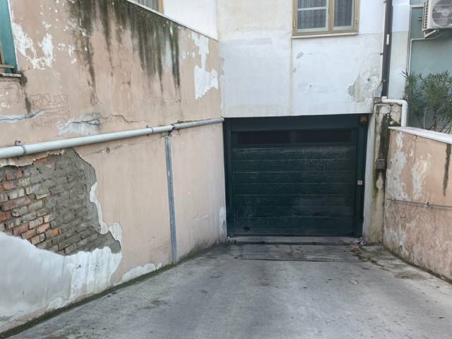 Box / garage a Termoli in Via Giuseppe Mazzini, 7 - Foto 2