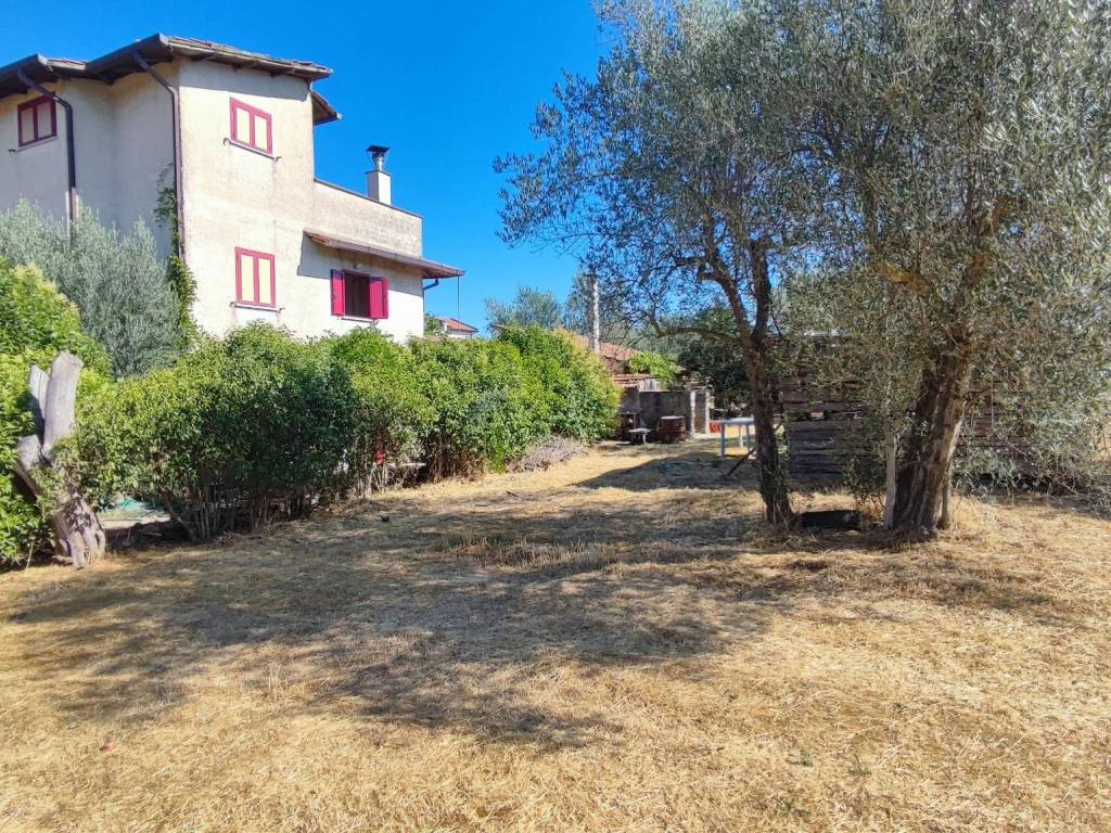 Villa a Vetralla in Via della Pietra - Foto 4