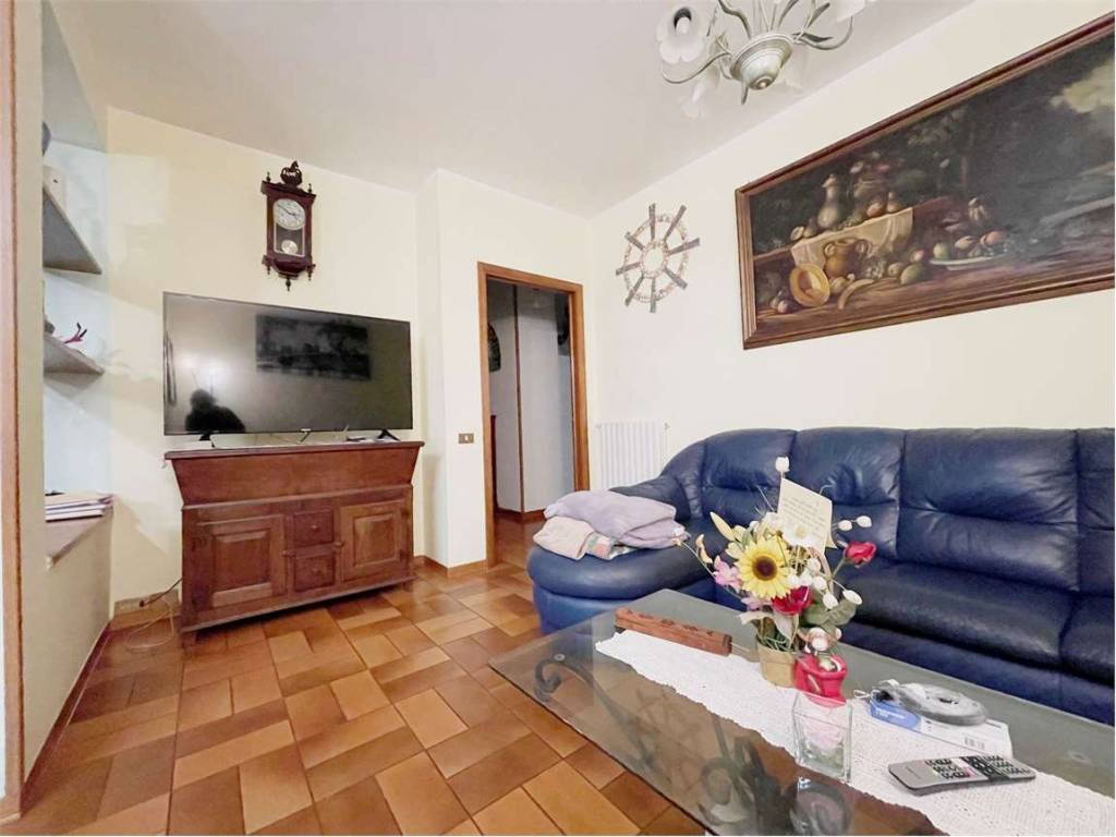 Appartamento a Uzzano in santa lucia - Foto 2