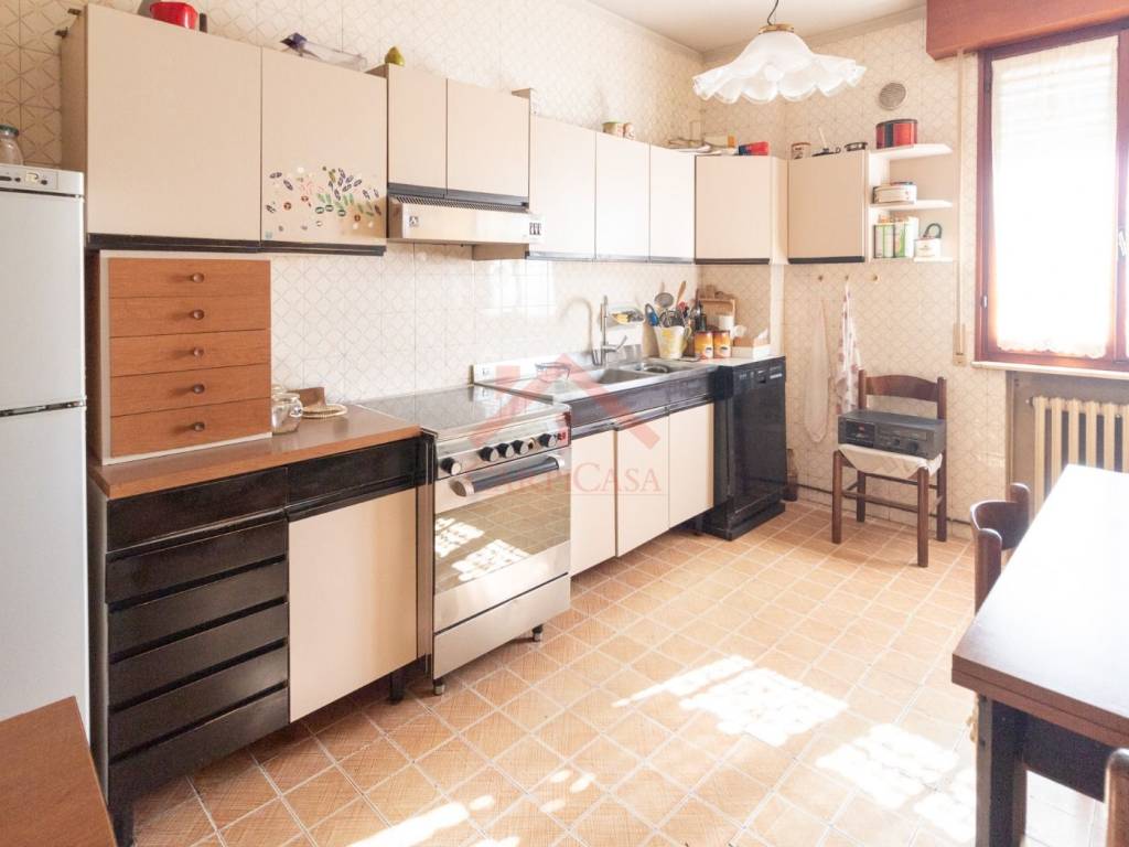 Appartamento a Carpi in Via Giuseppe Mazzini Carpi MO Italia , - Foto 5