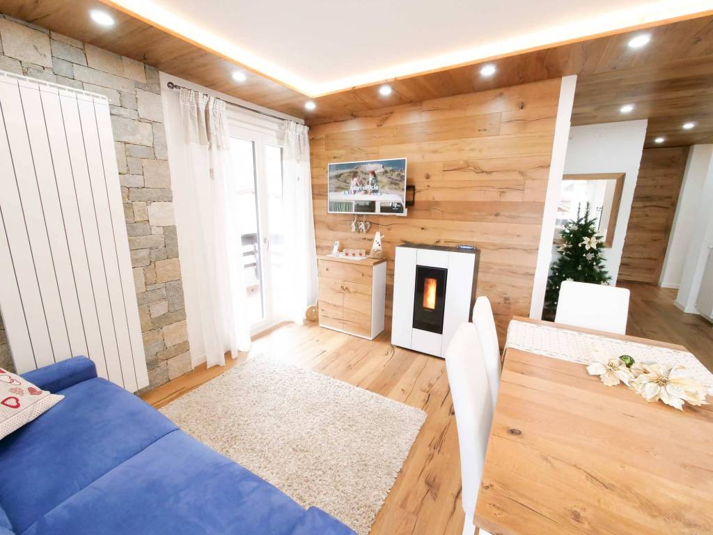 Appartamento a Aprica in Via Garofano Rosso, 2 - Foto 2