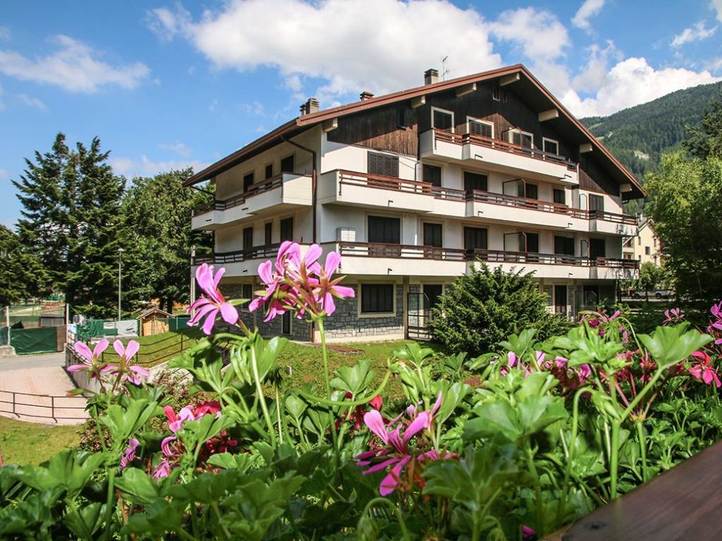 Appartamento a Aprica in Via Garofano Rosso, 2 - Foto 5