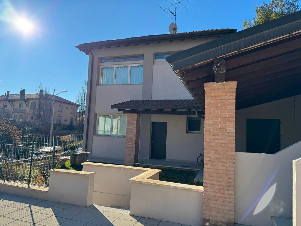 Appartamento a Induno olona in Via Lucchina Lombardi M. M., 19 - Foto 3