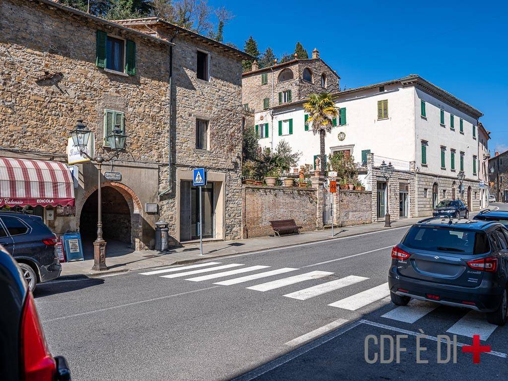 Appartamento a Castelnuovo di val di cecina in Vicolo Sotto l'Arco - Foto 2