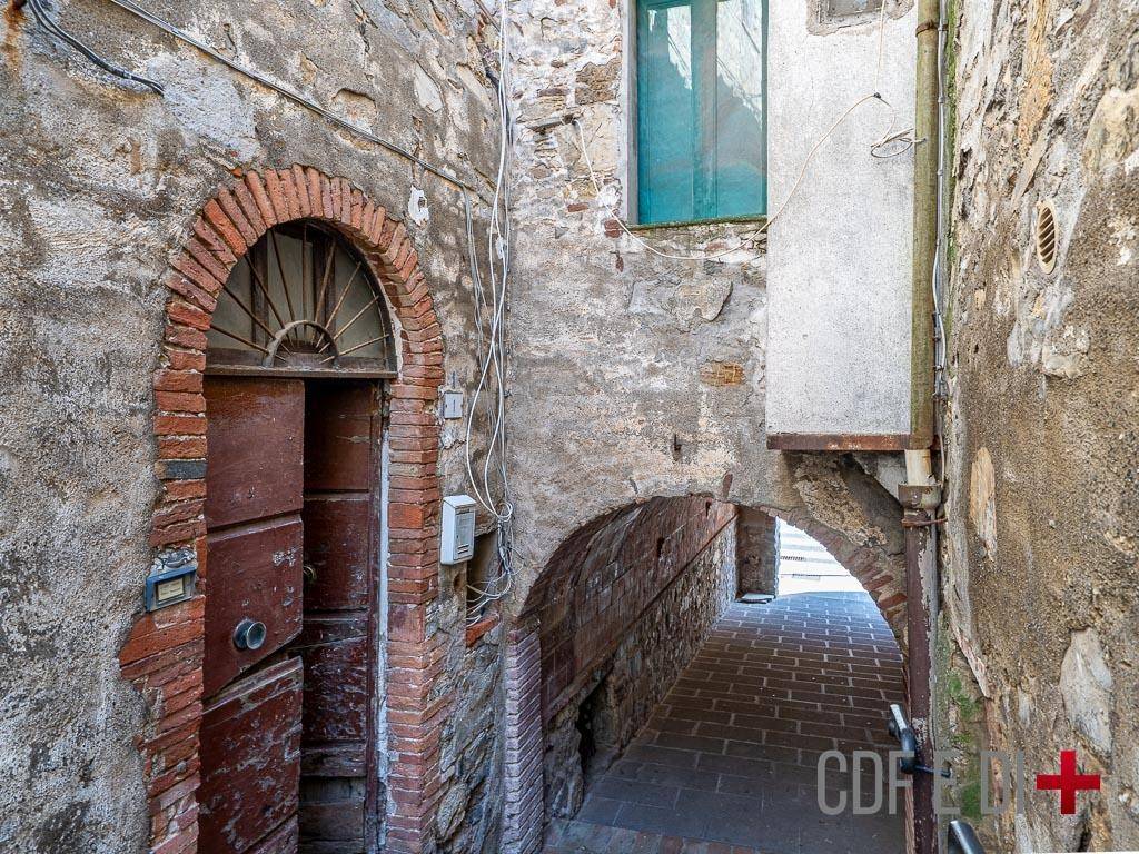 Appartamento a Castelnuovo di val di cecina in Vicolo Sotto l'Arco - Foto 4