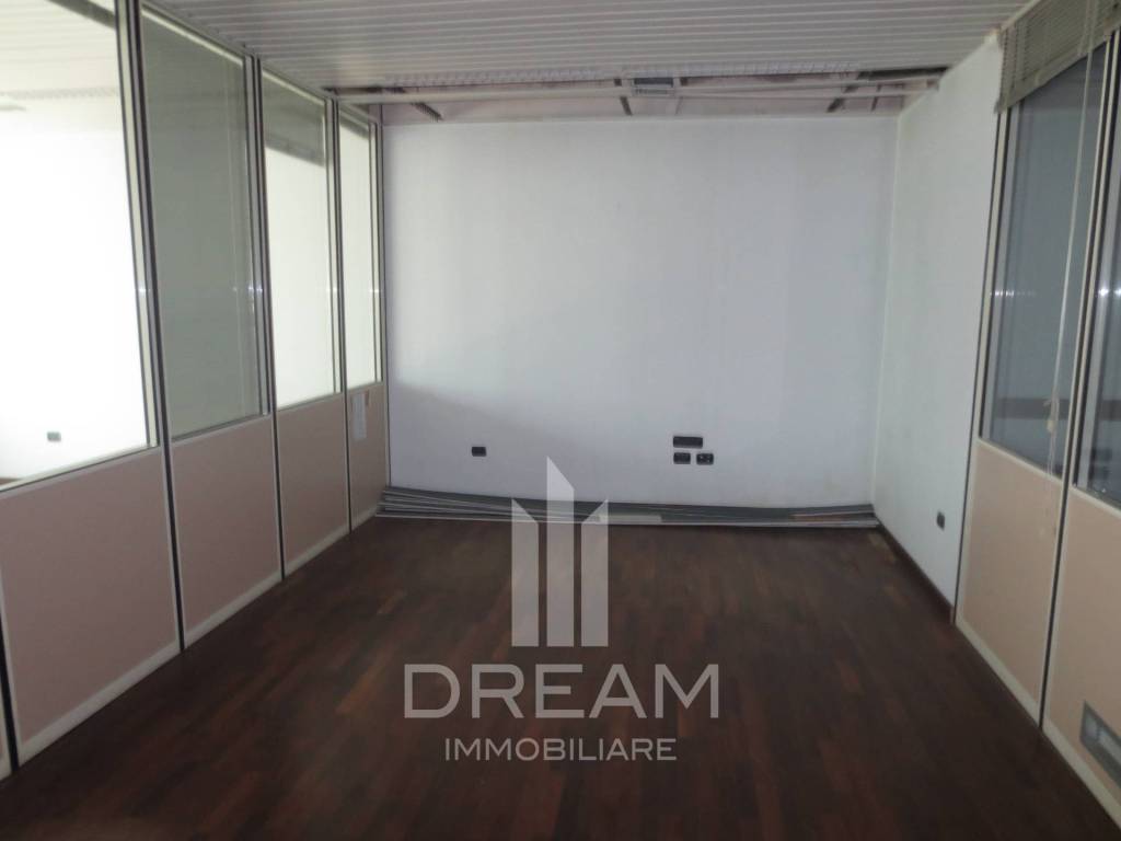Palazzo / stabile a Cagliari in via Baylle, 80 - Foto 5