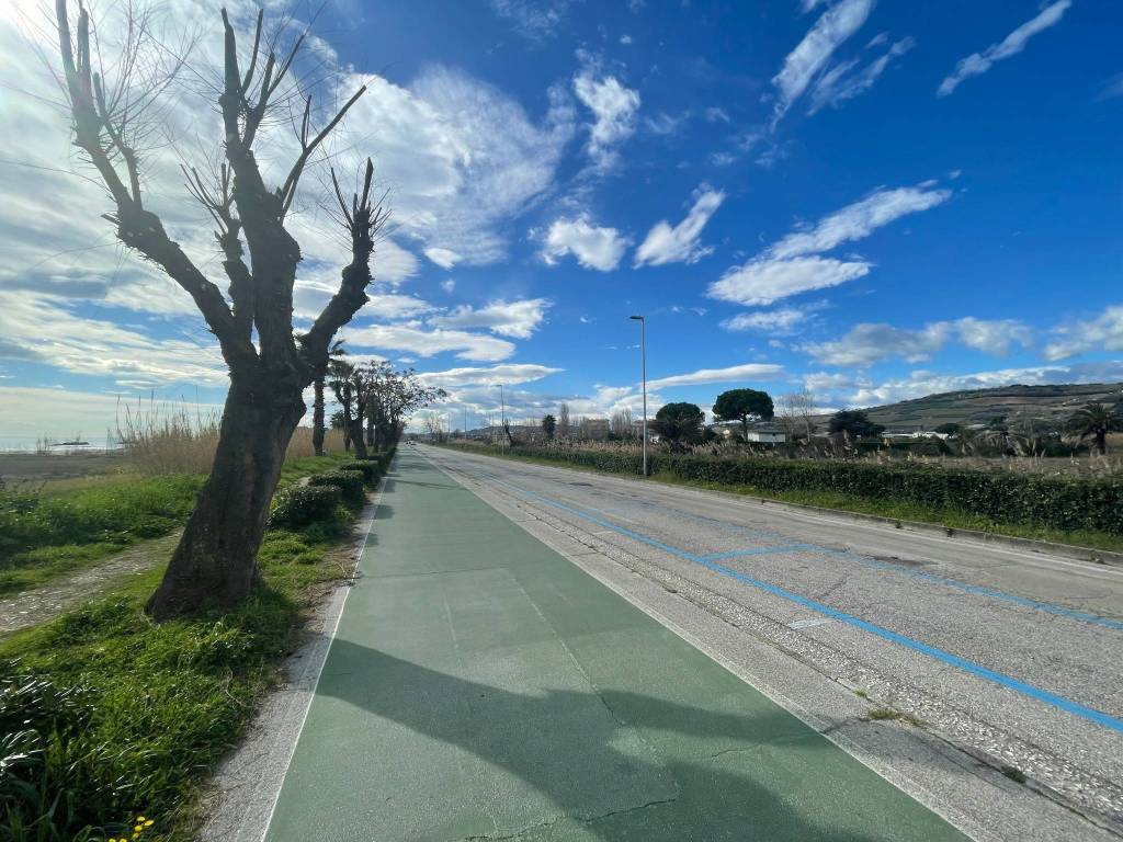 Terreno a Martinsicuro in Lungomare Europa - Foto 2