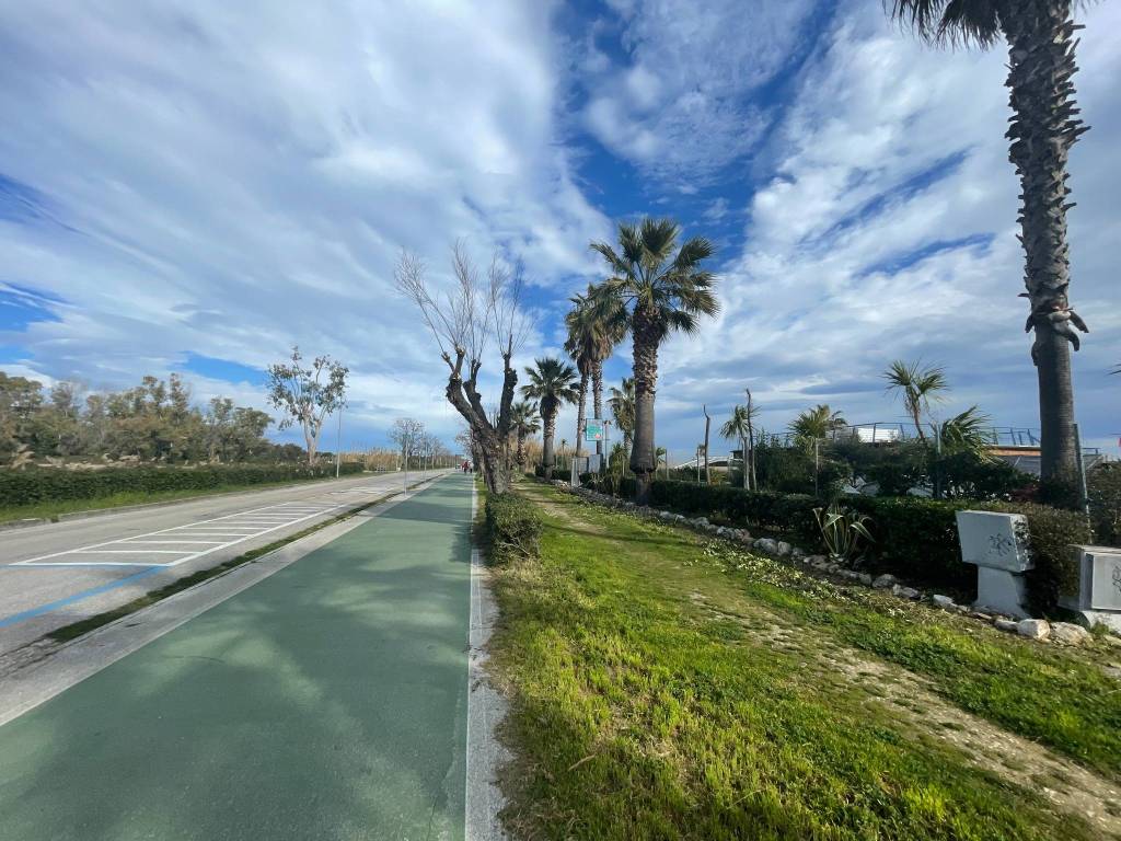 Terreno a Martinsicuro in Lungomare Europa - Foto 4