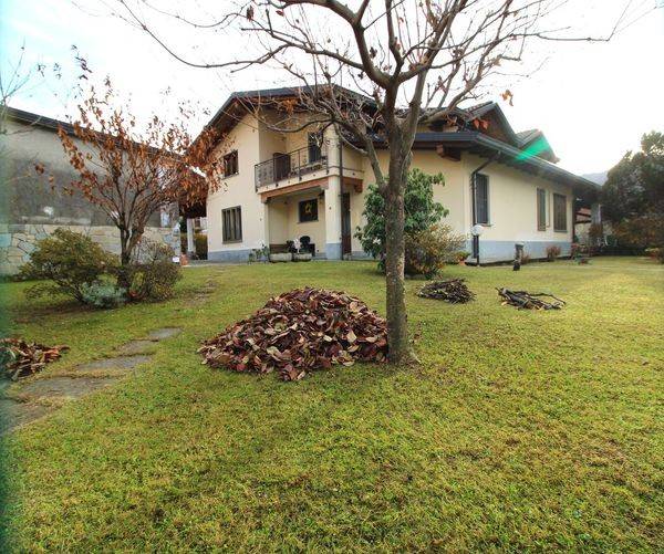 Villa a Varallo in Via Brigata Giuseppe Garibaldi, 42 - Foto 3