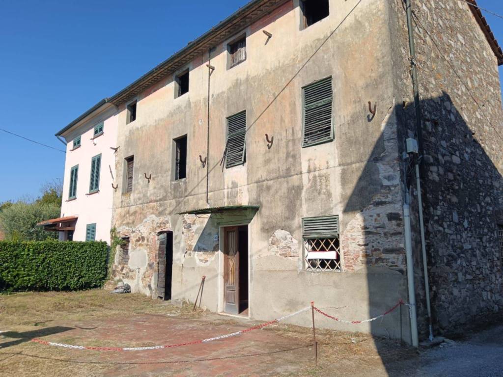 Casa indipendente a Capannori in Via Immagine dell'Osso - Foto 3