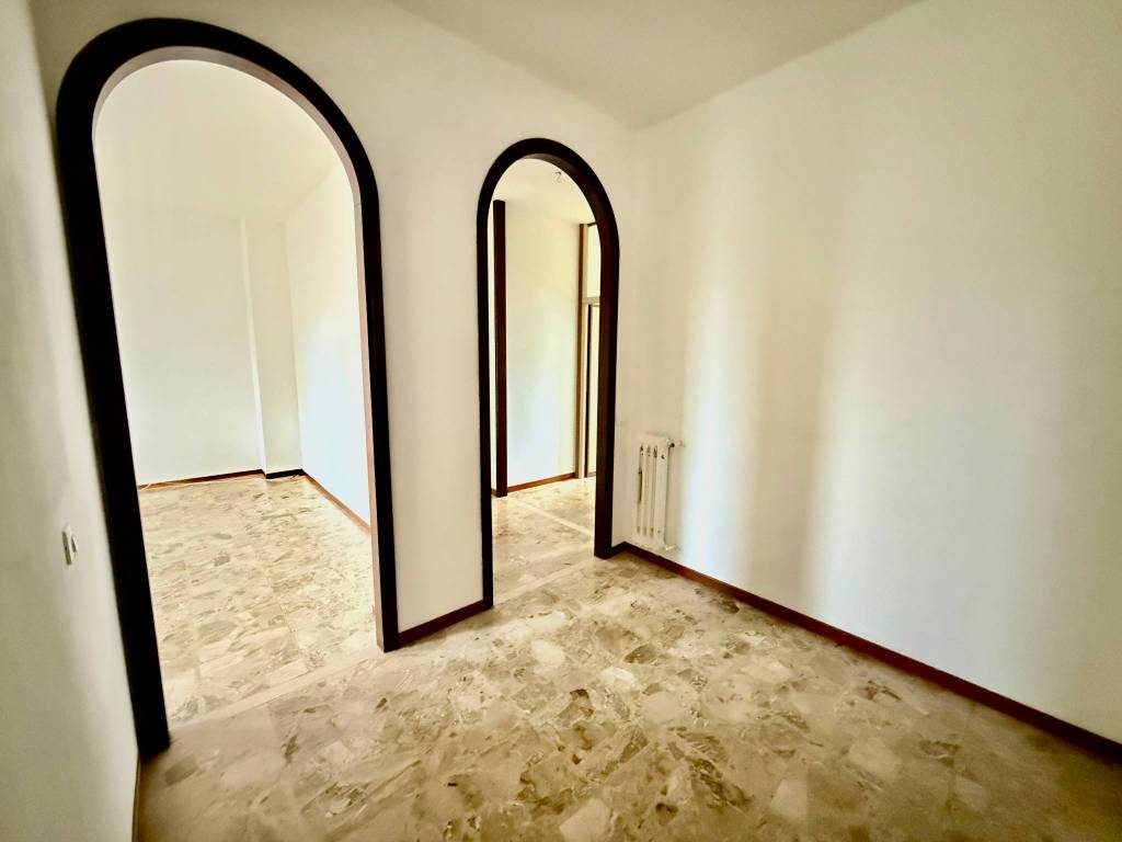 Appartamento a Brescia in Rotonda Vittorio Montiglio - Foto 4