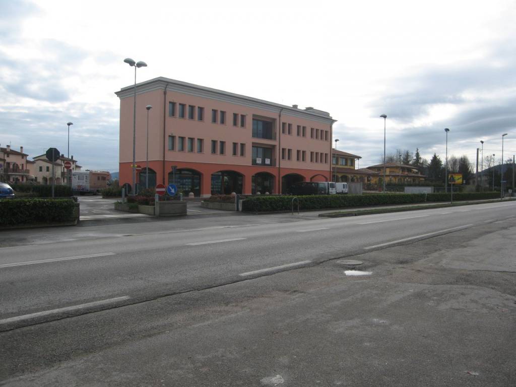 Immobile a Selvazzano dentro in via Euganea 151/E - Foto 4