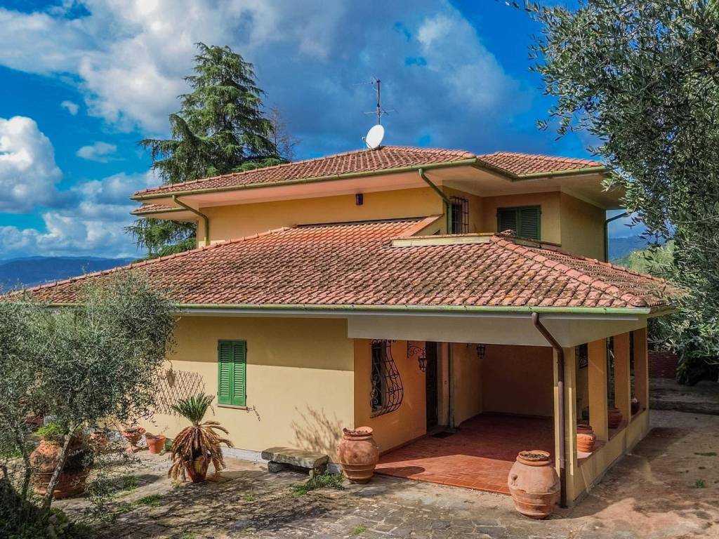 Villa a Monsummano terme in Via di Gragnano - Foto 4