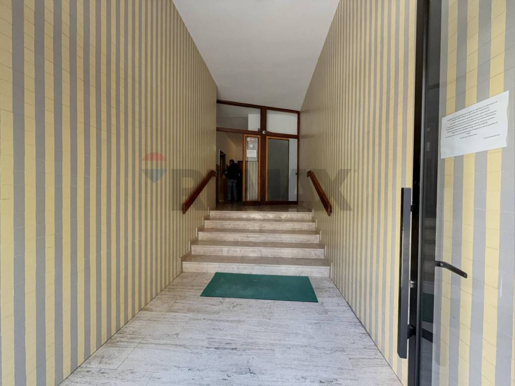 Appartamento a Pescara in Viale Vittoria Colonna, 15 - Foto 2