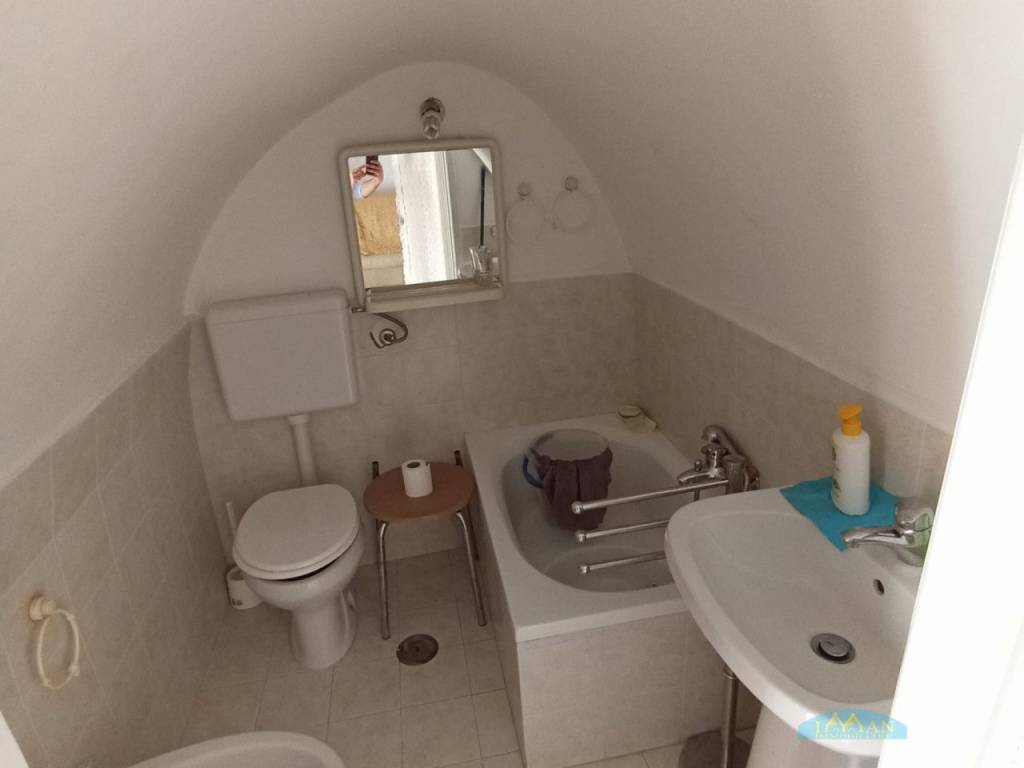 Casa indipendente a Ceglie messapica in Via Comandante Gulli - Foto 5