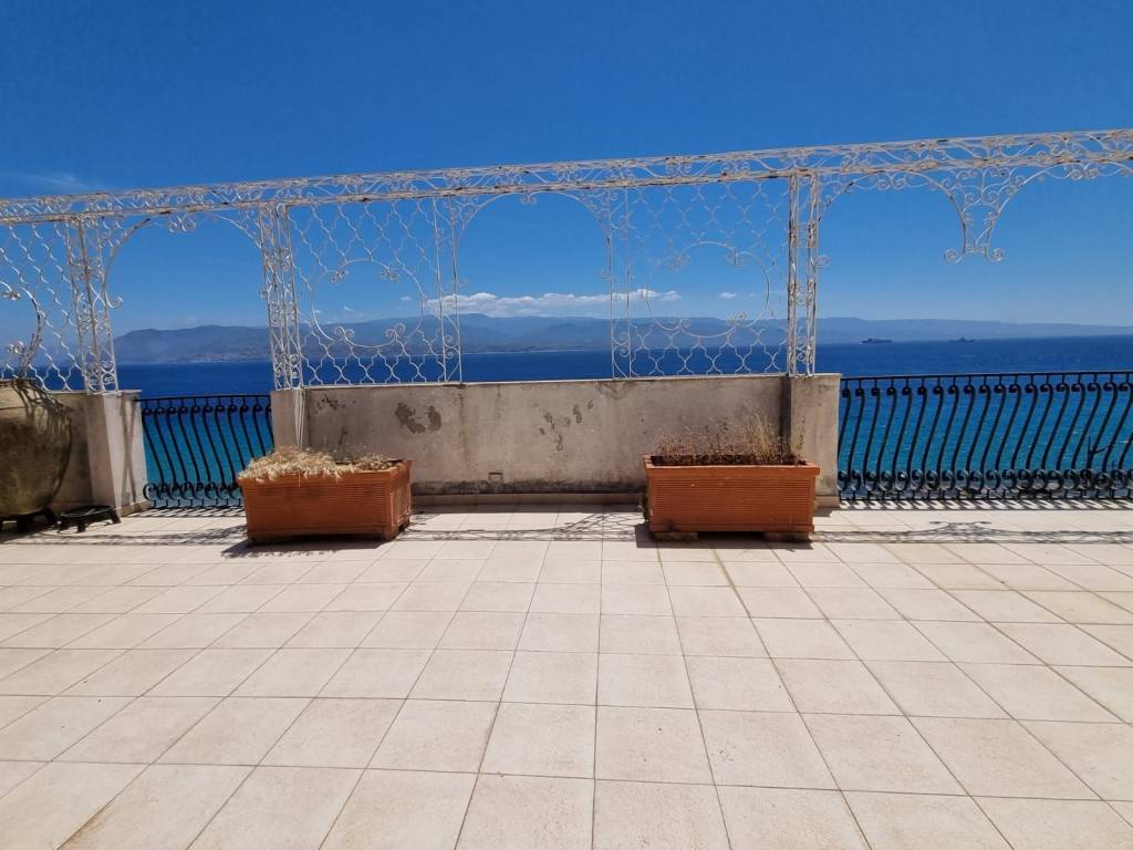 Attico / mansarda a Messina in Via Consolare Pompea, 65 - Foto 4