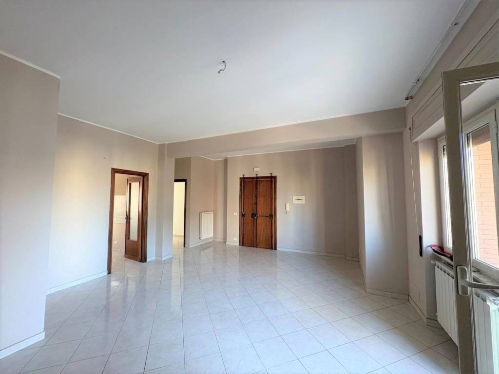 Appartamento a Viterbo in Via Santa Maria della Grotticella - Foto 5