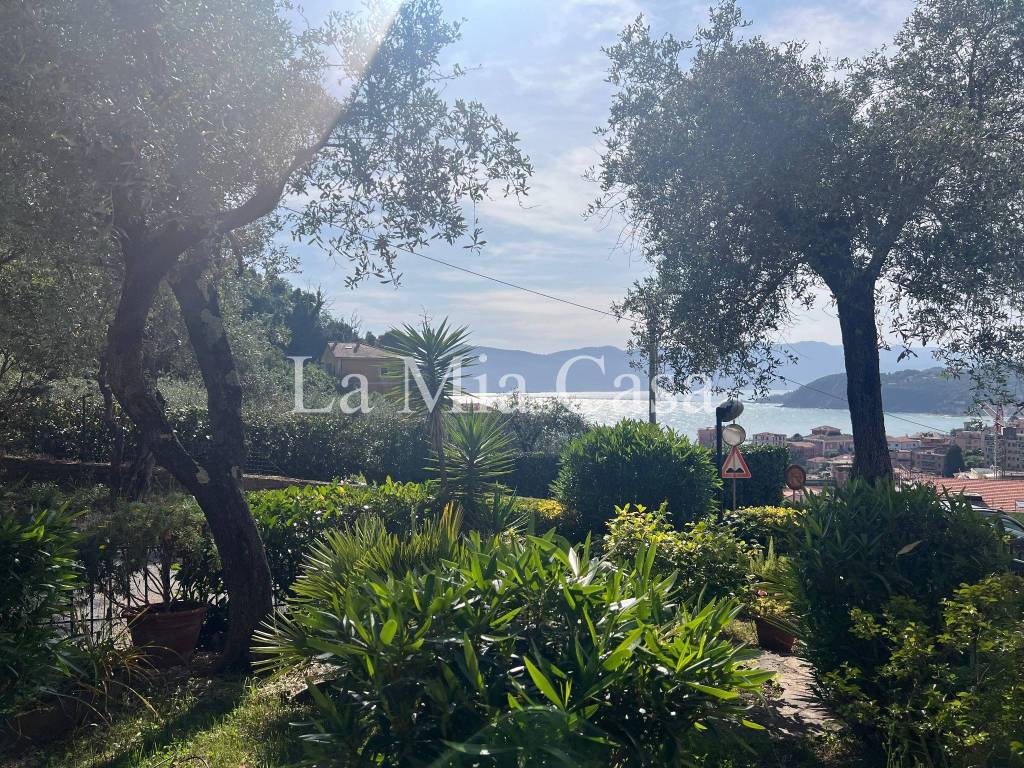 Appartamento a Lerici in Via Carbognano Traversa 3 - Foto 5