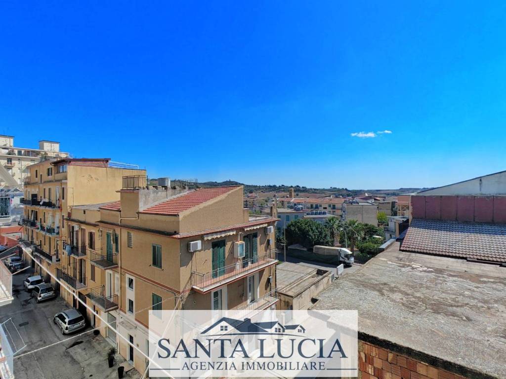 Appartamento a Canicattì in Via Vivaldi - Foto 4