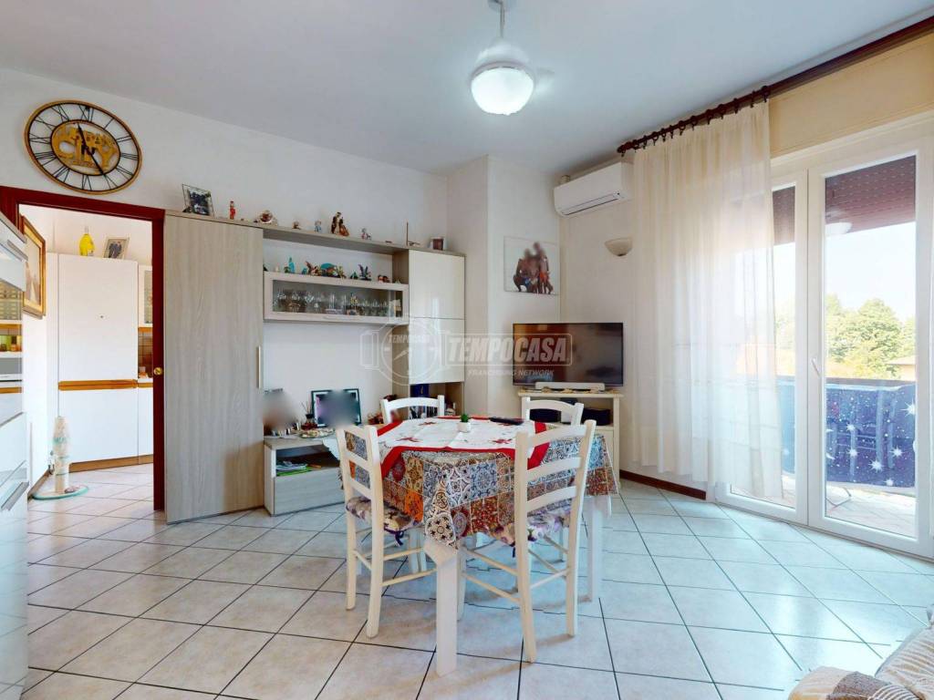 Appartamento a San giovanni in persiceto in Piazza F.LLI CERVI 6 - Foto 2