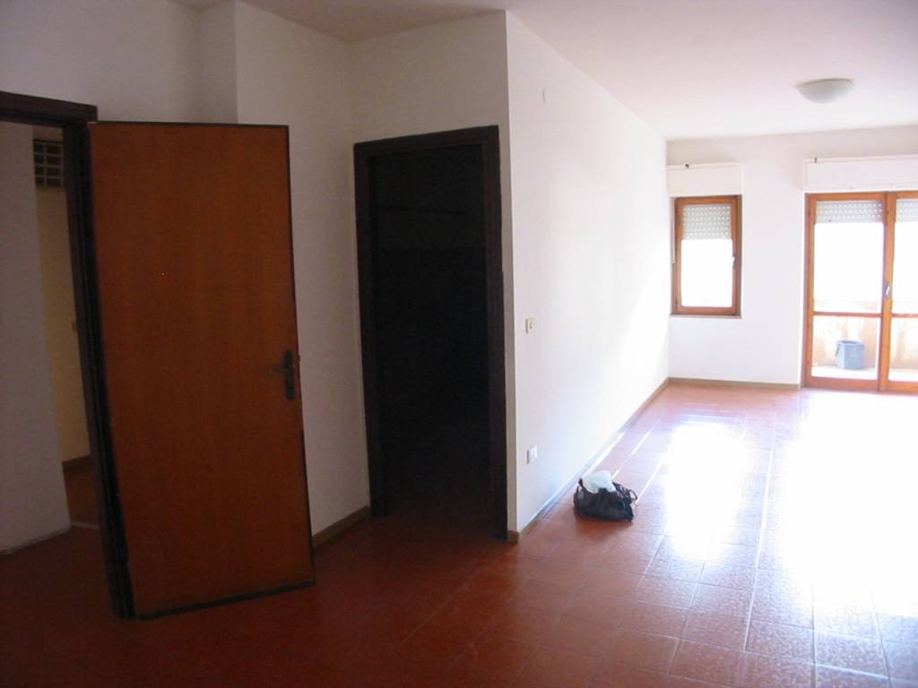 Appartamento a Carbonia in Via Giuseppe Mazzini - Foto 3