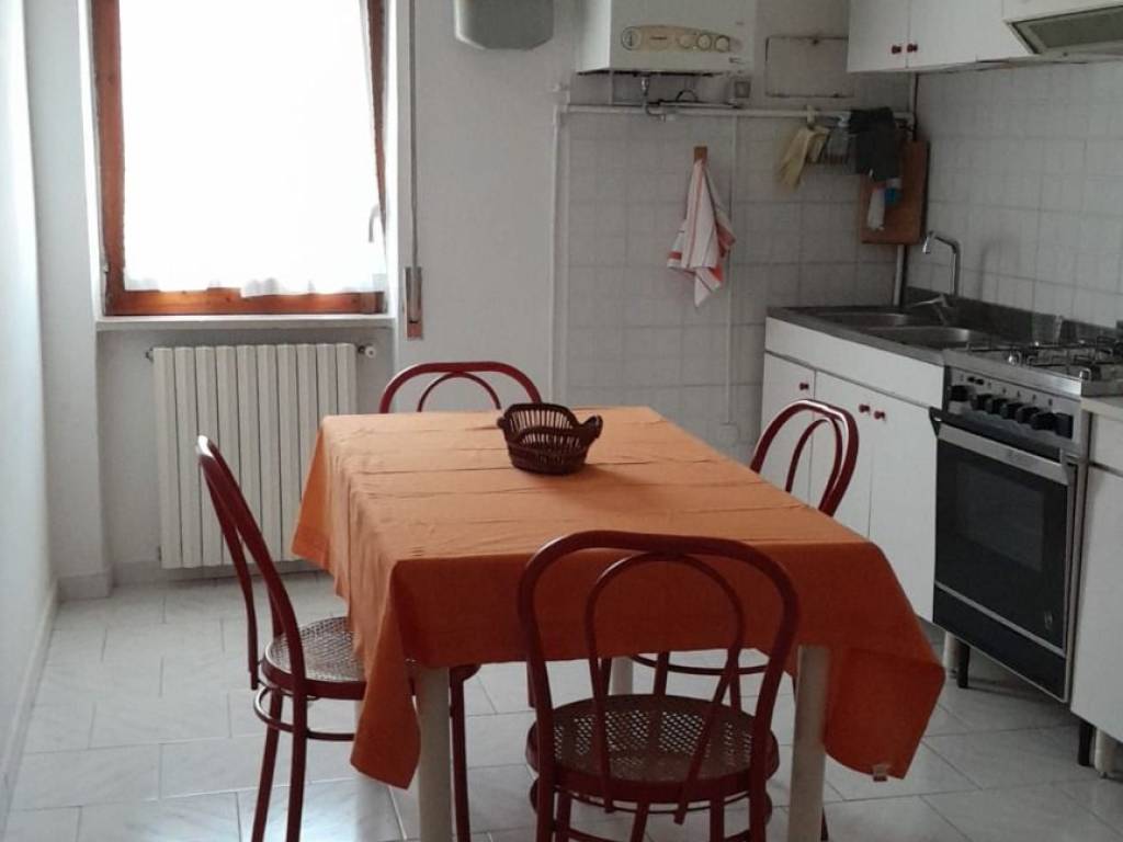 Appartamento a Benevento in Via Girolamo Vitelli - Foto 5