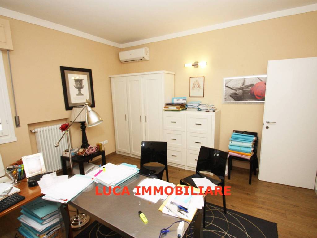 Appartamento a Buggiano in Via Camillo Benso di Cavour, 11 - Foto 3