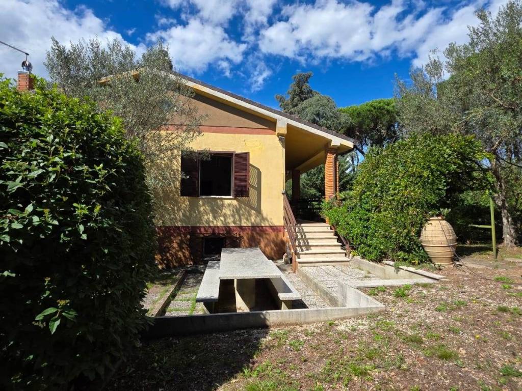 Villa a Sutri in Via Delle Viole, 10 - Foto 4