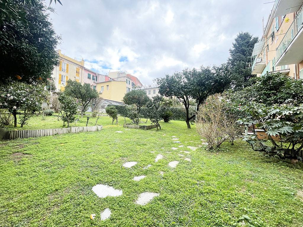 Appartamento a Genova in Viale delle Palme - Foto 2