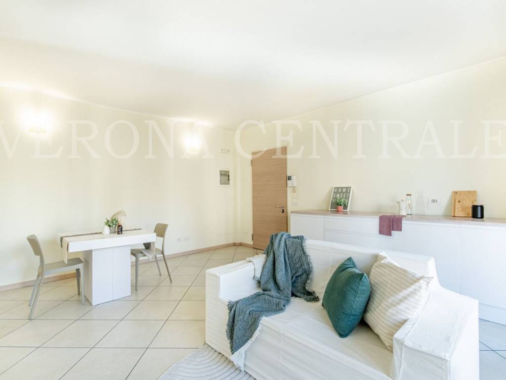 Appartamento a Verona in Via Carlo Belviglieri - Foto 3