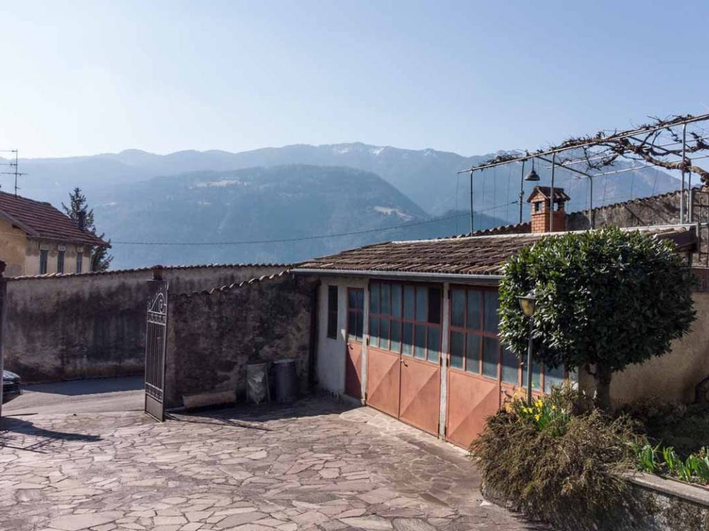 Appartamento a Clusone in Via San Narno, 5 - Foto 4