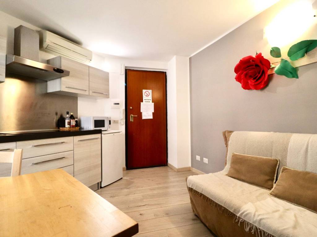 Appartamento a Roma in Via del Forte Braschi, 105 - Foto 1