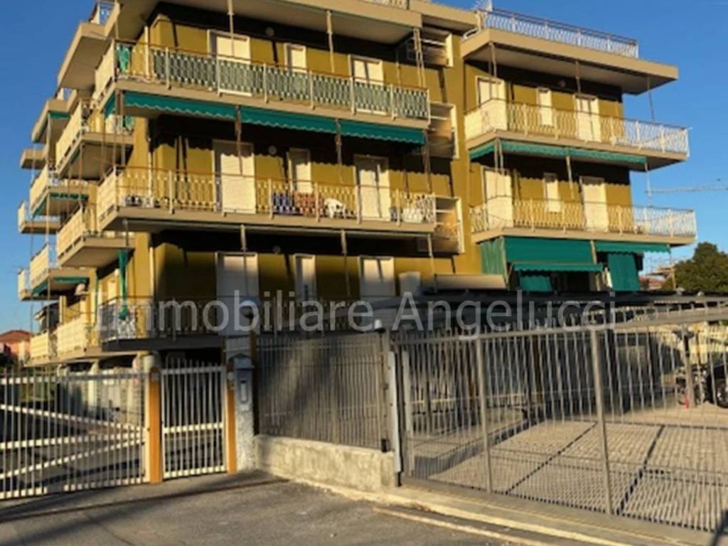 Appartamento a Borghetto santo spirito in Via Monte Bianco, 1 - Foto 2