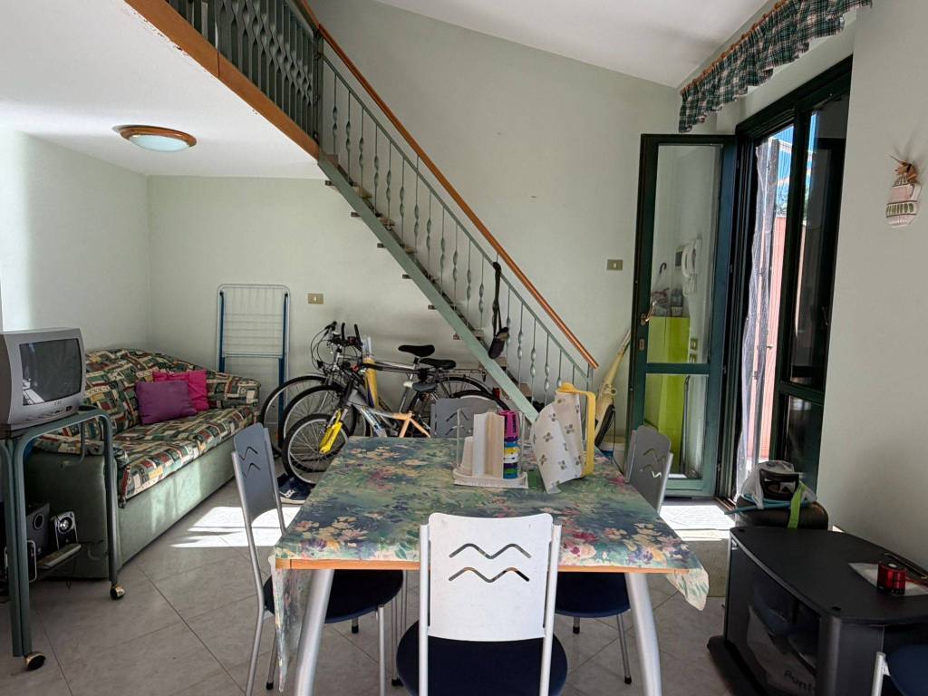 Villa a Campofelice di roccella in Viale Himera, 20 - Foto 5