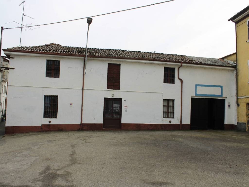Immobile a Trino in Via Fratelli Montarolo, 1 - Foto 2