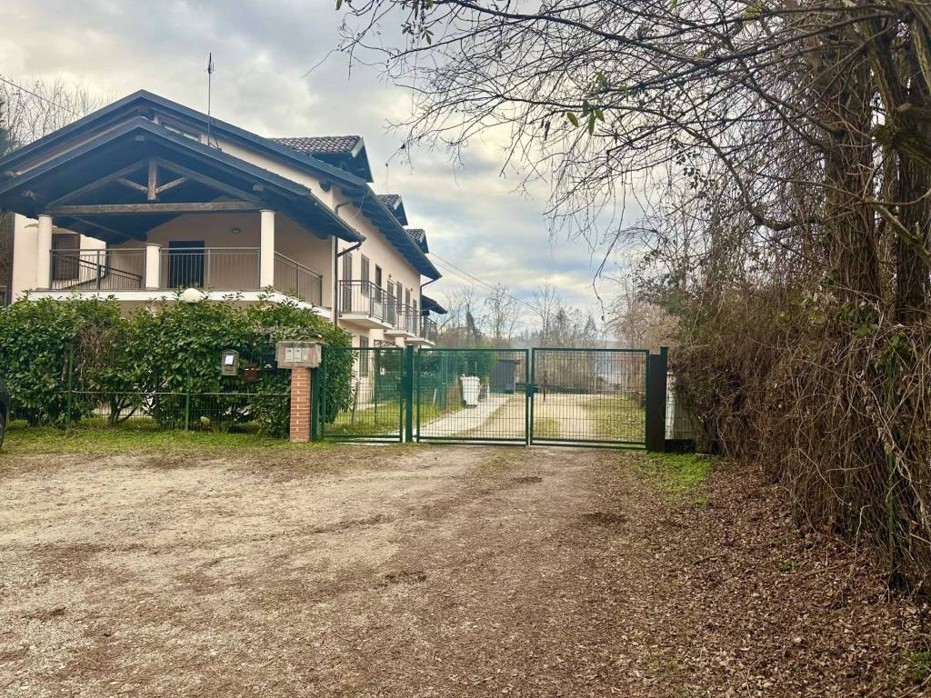 Casa indipendente a Baldissero d'alba in Località Aprato, 11 - Foto 4