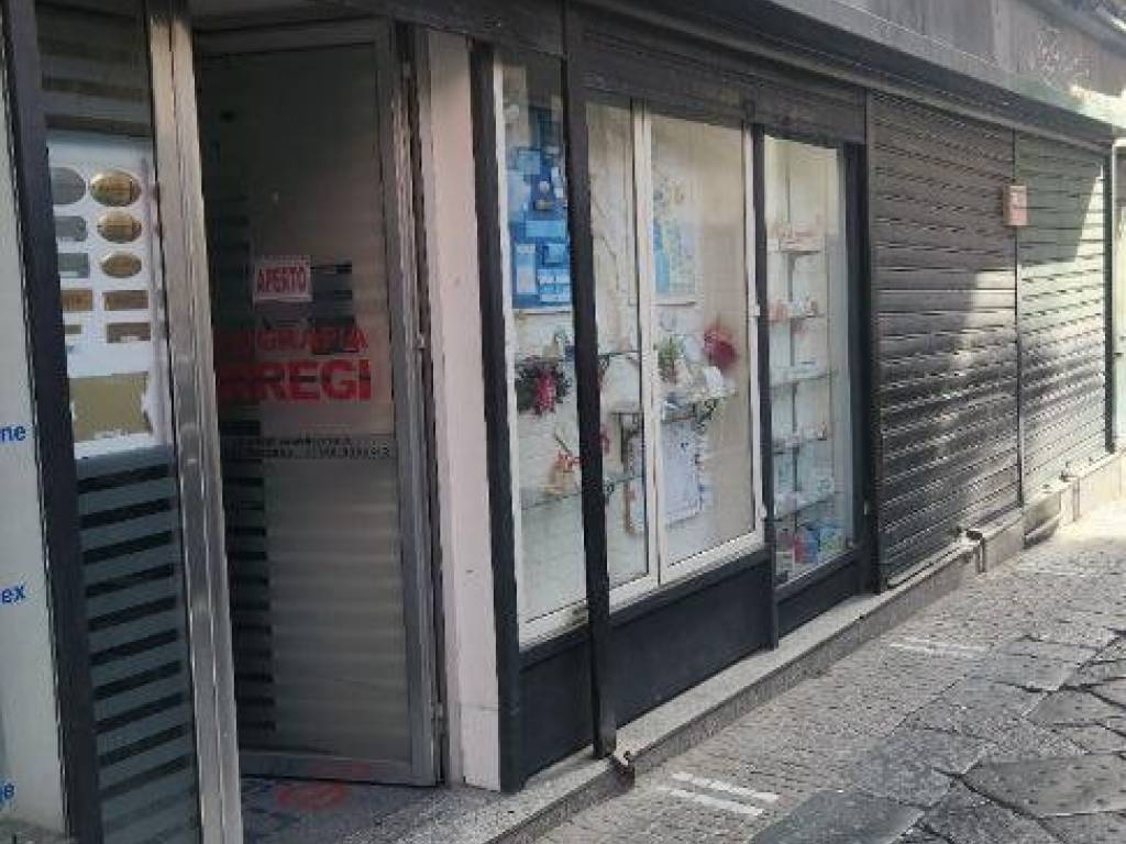 Immobile a Portici in Via Carlo e Luigi Giordano - Foto 2