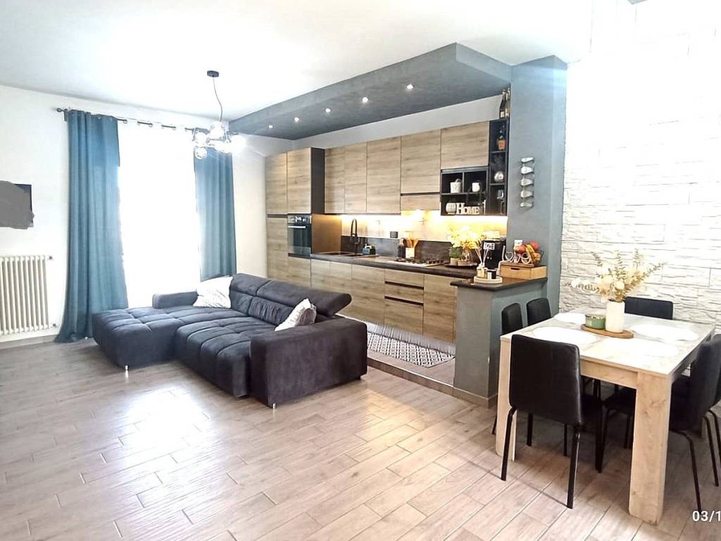 Appartamento a Crescentino in Piazza Giuseppe Garibaldi, 17 - Foto 2