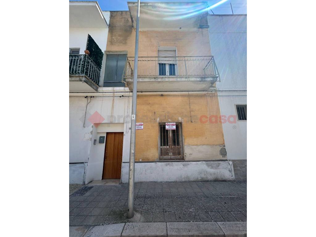 Appartamento a Grottaglie in Via Campania, 46 - Foto 2