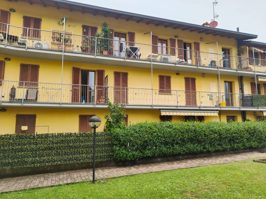 Appartamento a Valmadrera in Via Giuseppe Parini, 10 - Foto 2