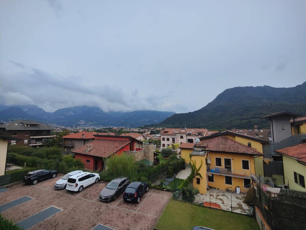 Appartamento a Valmadrera in Via Giuseppe Parini, 10 - Foto 5