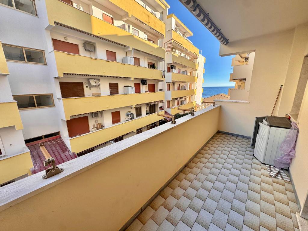 Appartamento a Nettuno in Via Fratelli Rosselli - Foto 3