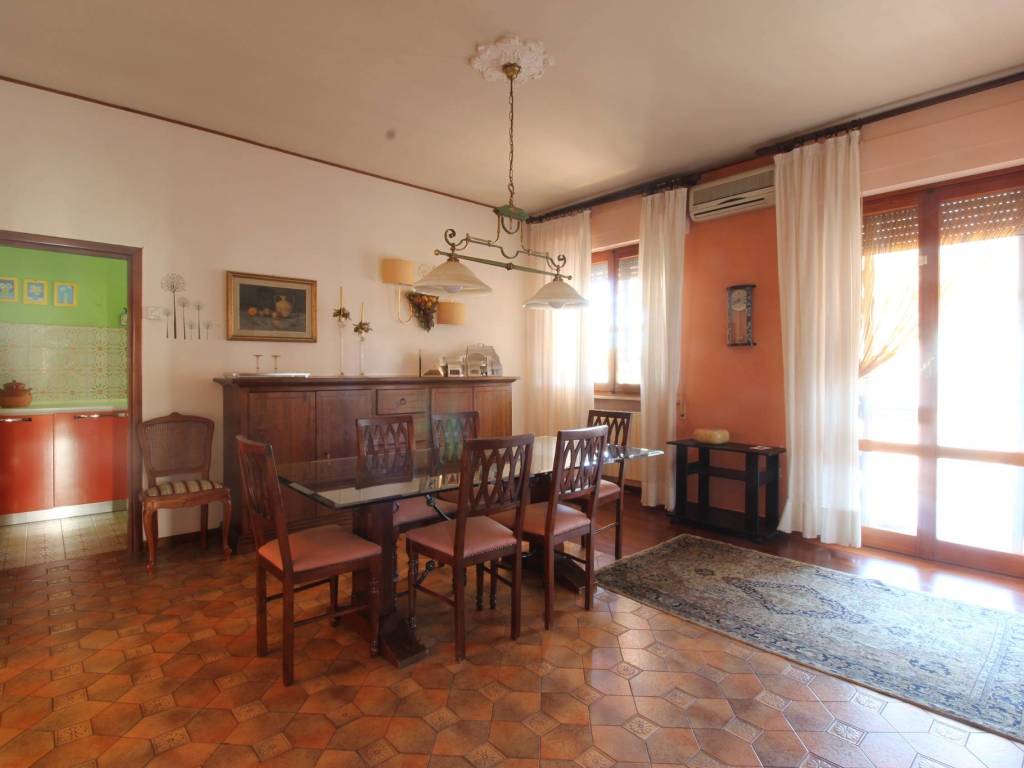Appartamento a Fucecchio in Viale Fratelli Rosselli - Foto 2
