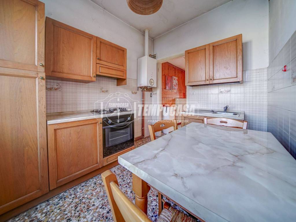 Appartamento a Sesto calende in Via Oneda - Foto 5