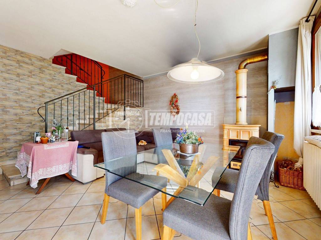 Casa indipendente a Mantova in Via Carlo Levi 25/B - Foto 3