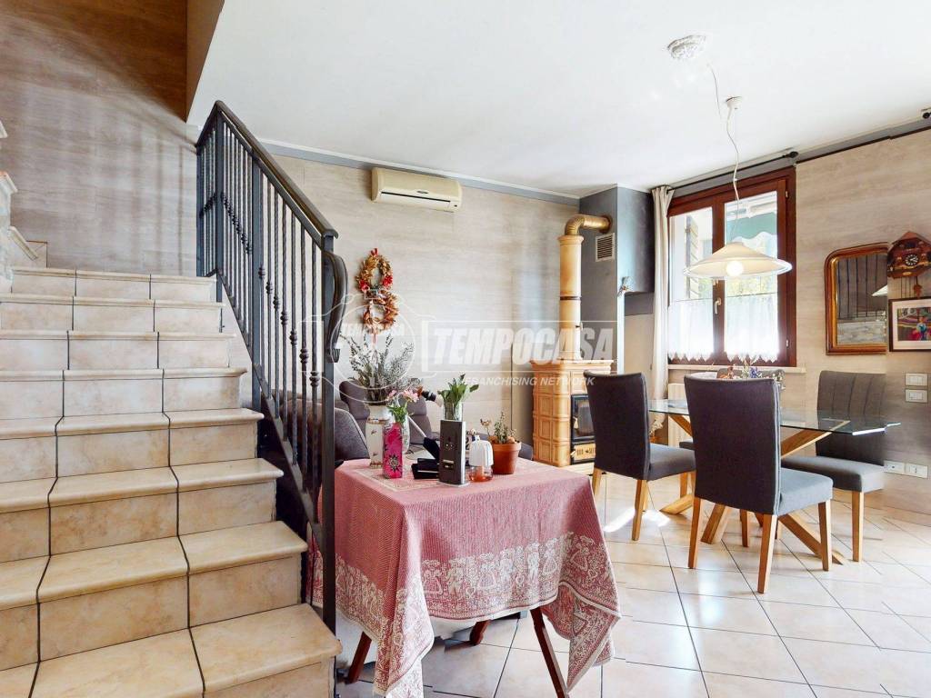 Casa indipendente a Mantova in Via Carlo Levi 25/B - Foto 5