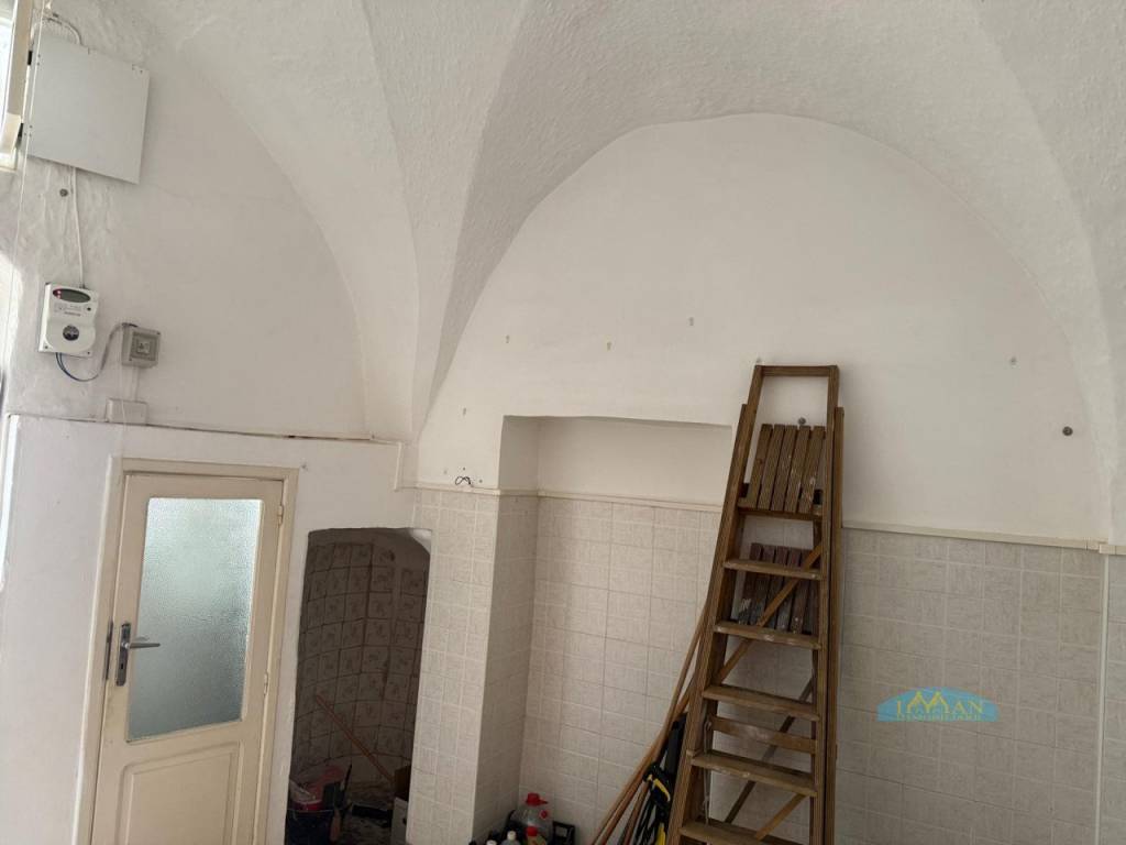 Casa indipendente a Ceglie messapica in Via Bottega de Nisco - Foto 2